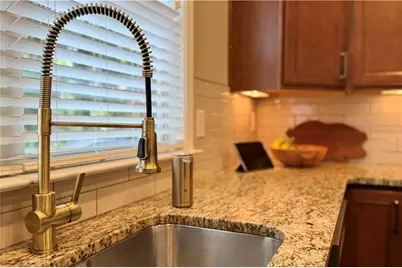 3260 Ferncliff Lane, Atlanta, GA 30324 - Photo 16