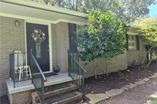 453 Oakland Dr, Gainesville, GA 30501 - Photo 4