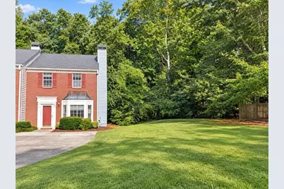 732 Anderson Walk, Marietta, GA 30062 - Photo 2