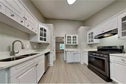 353 Wildwood Court, Lawrenceville, GA 30046 - Photo 4