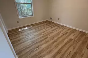 2218 Cody Ct, Lithonia, GA 30058 - Photo 10