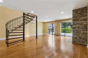 1023 Riverbend Club Dr SE, Atlanta, GA 30339 - Photo 10