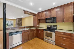 1023 Riverbend Club Dr SE, Atlanta, GA 30339 - Photo 6