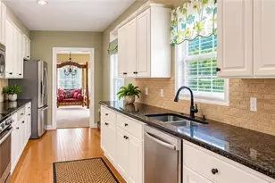 905 Downyshire Dr, Lawrenceville, GA 30044 - Photo 4