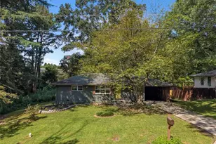 610 Oriole Dr, Marietta, GA 30067 - Photo 2