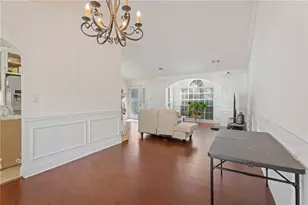 2575 Ravencliff Rd, Atlanta, GA 30349 - Photo 10
