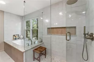 170 Laurel Mill Ct, Roswell, GA 30076 - Photo 22