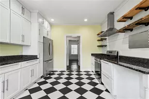 800 Bellemeade Ave NW, Atlanta, GA 30318 - Photo 10