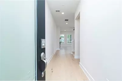 1989 Carver Lane NE #46, Marietta, GA 30066 - Photo 2