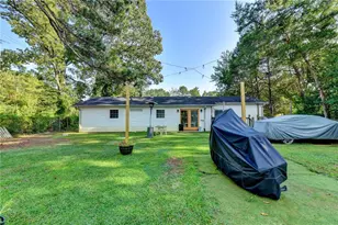 4391 Bryant Dr SW, Lilburn, GA 30047 - Photo 40