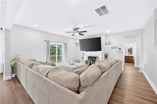 510 Eagles, Fairburn, GA 30213 - Photo 10