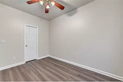 3270 Royal Creek Way SW, Lilburn, GA 30047 - Photo 14