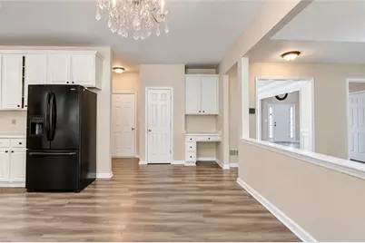 3270 Royal Creek Way SW, Lilburn, GA 30047 - Photo 22