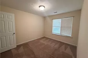 4628 Chafin Point Ct, Snellville, GA 30039 - Photo 6