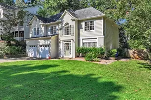 565 Fortune Ridge Rd, Stone Mountain, GA 30087 - Photo 2