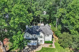 565 Fortune Ridge Rd, Stone Mountain, GA 30087 - Photo 4