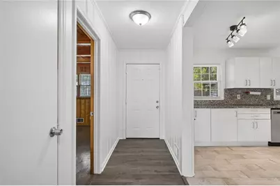 2677 Lancaster Drive, East Point, GA 30344 - Photo 6