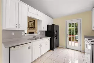 306 Crosswalk Dr, Auburn, GA 30011 - Photo 10