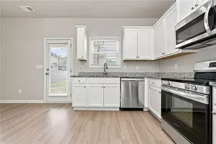 130 Culver St, Jackson, GA 30233 - Photo 2