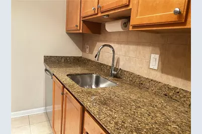 3175 Seven Pines Court #306, Atlanta, GA 30339 - Photo 4