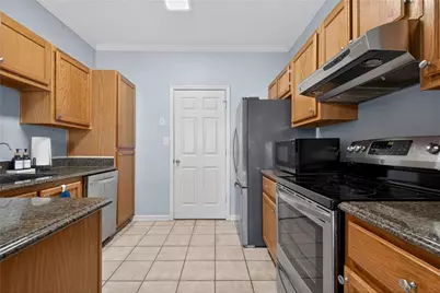 105 Vinings Forest Circle SE, Smyrna, GA 30080 - Photo 6