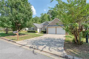 4177 Defoors Farm Dr, Powder Springs, GA 30127 - Photo 2