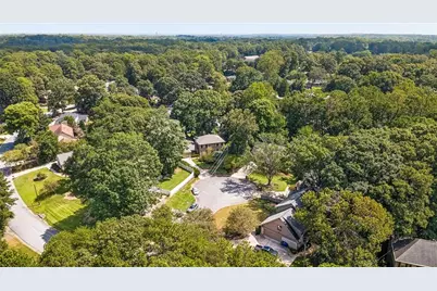 3730 Bloxham Court, Atlanta, GA 30341 - Photo 68