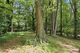 4366 Glenwood Pkwy, Decatur, GA 30032 - Photo 12
