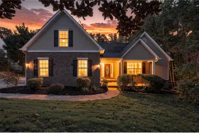 6749 Carriage Walk Lane, Flowery Branch, GA 30542 - Photo 2