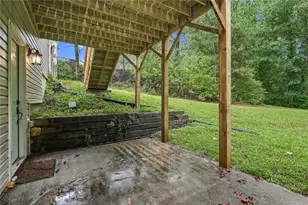 6749 Carriage Walk Ln, Flowery Branch, GA 30542 - Photo 46