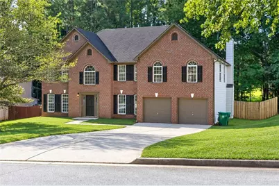 6913 Wynmeadow Drive, Stone Mountain, GA 30087 - Photo 1