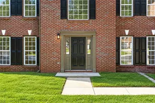 6913 Wynmeadow Dr, Stone Mountain, GA 30087 - Photo 4