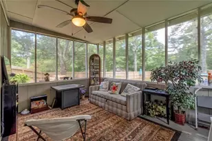 2000 Wendover Dr, Snellville, GA 30078 - Photo 8