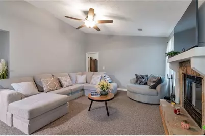 2000 Wendover Drive, Snellville, GA 30078 - Photo 4