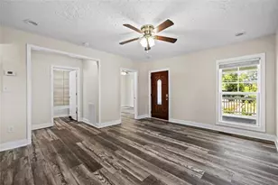 809 W Crawford St, Dalton, GA 30720 - Photo 8