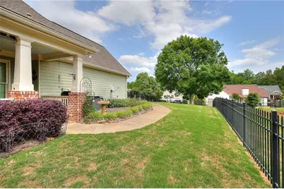 125 Hawthorn Way, Hoschton, GA 30548 - Photo 32