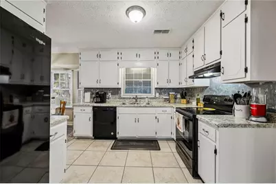 3256 Village Glen Trail, Snellville, GA 30039 - Photo 8