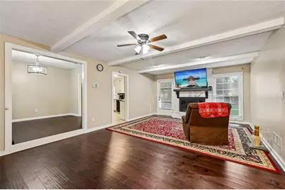 3256 Village Glen Trail, Snellville, GA 30039 - Photo 4