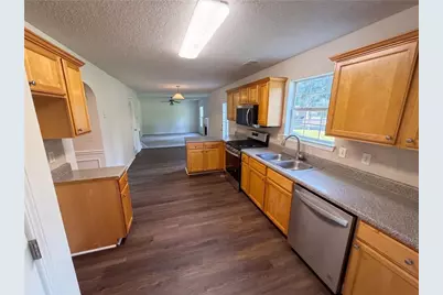 7425 Bodnant Drive, Fairburn, GA 30213 - Photo 2