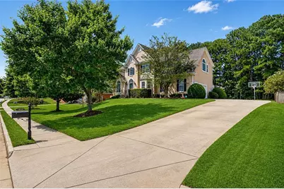 1035 Eagles Brooke Dr, Locust Grove, GA 30248 - Photo 2