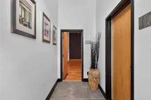 267 Peters St SW, Atlanta, GA 30313 - Photo 2