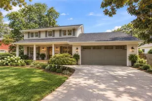 1582 Riverside Dr, Gainesville, GA 30501 - Photo 2