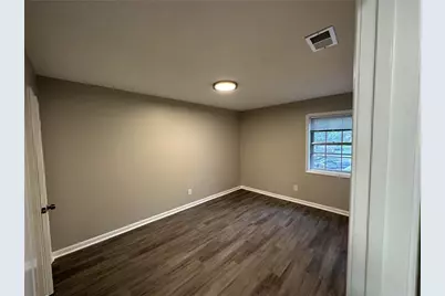 1317 Kingsgate Drive, Stone Mountain, GA 30083 - Photo 16