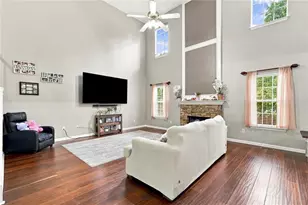 2542 Haynes Meadow Ct, Grayson, GA 30017 - Photo 6