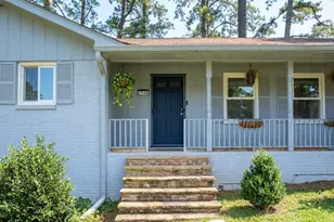 2588 Kings Way, Lawrenceville, GA 30044 - Photo 2