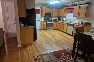 1647 Sugarmaple Dr SW, Conyers, GA 30094 - Photo 6