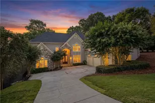 8370 Sentinae Chase Dr, Roswell, GA 30076 - Photo 4