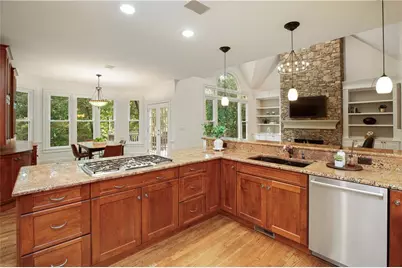 8370 Sentinae Chase Drive, Roswell, GA 30076 - Photo 10