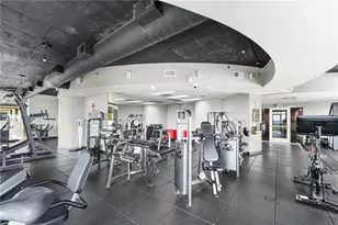 250 Pharr Rd NE, Atlanta, GA 30305 - Photo 32