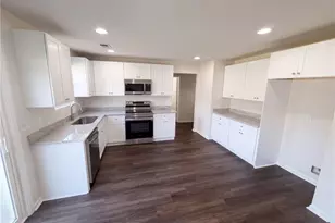 7402 Walton Hl, Fairburn, GA 30213 - Photo 2